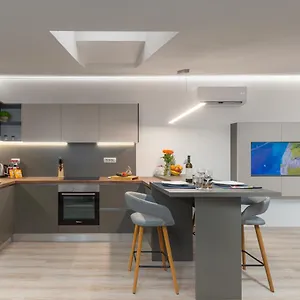 https://apartman-ena-arena-pula.pula-hotels.org
