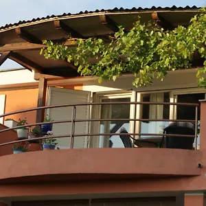  Apartment Paradise