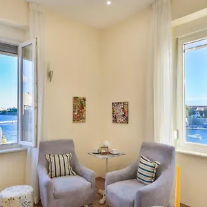  Apartment Noble Elegance Studio
